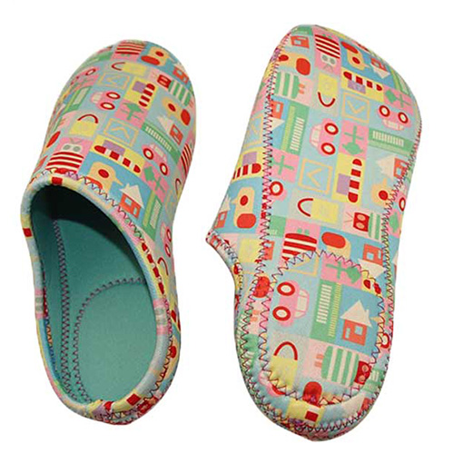 Custom neoprene slippers